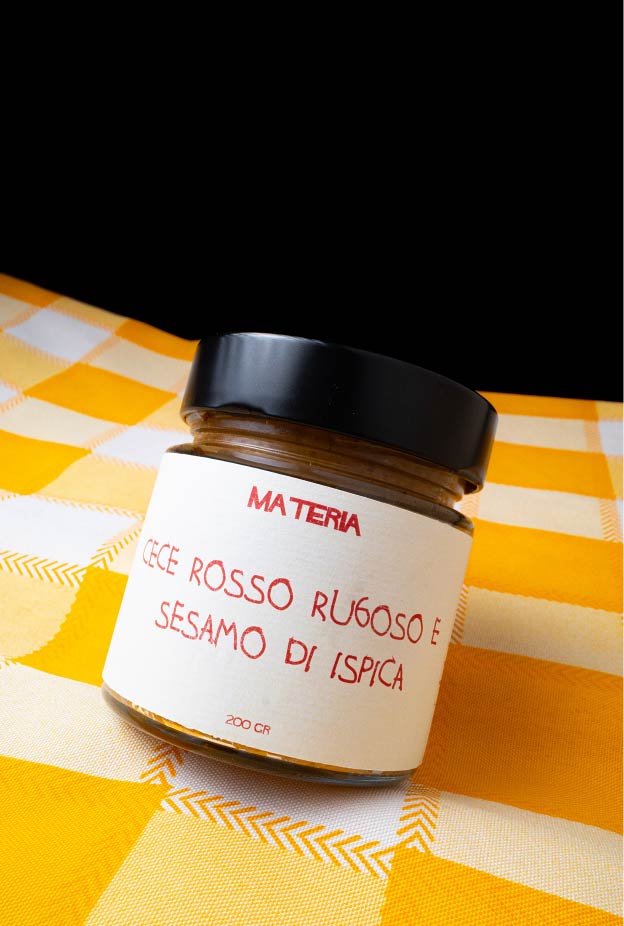 Crema di Cece Rosso rugoso di gravina e sesamo di Ispica